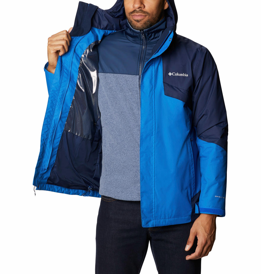 A Men Wearing Columbia Men Blue Bugaboo II Fleece Interchange Jacket