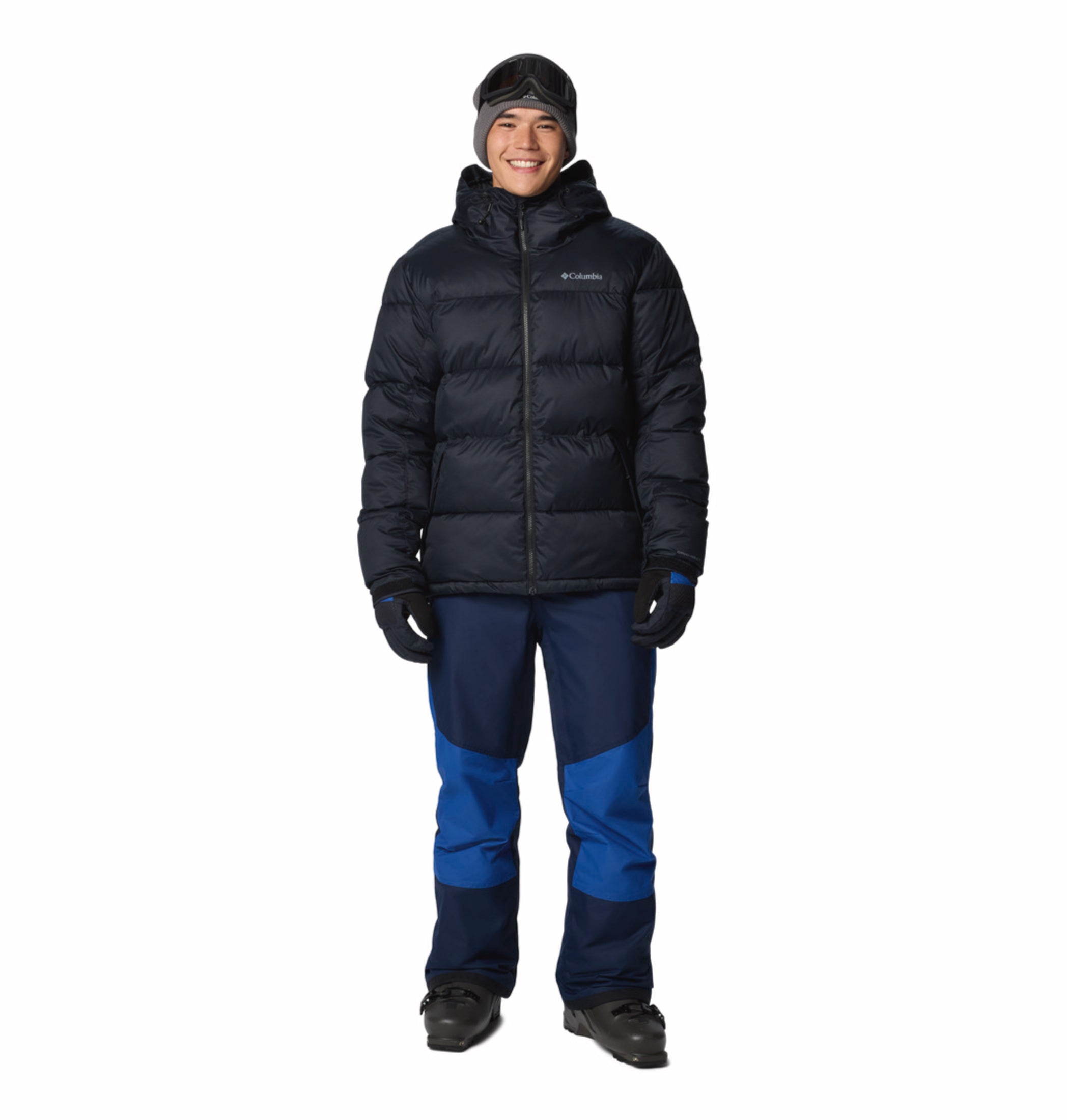 A Men Wearing Columbia Men Black Slope Style Jacket