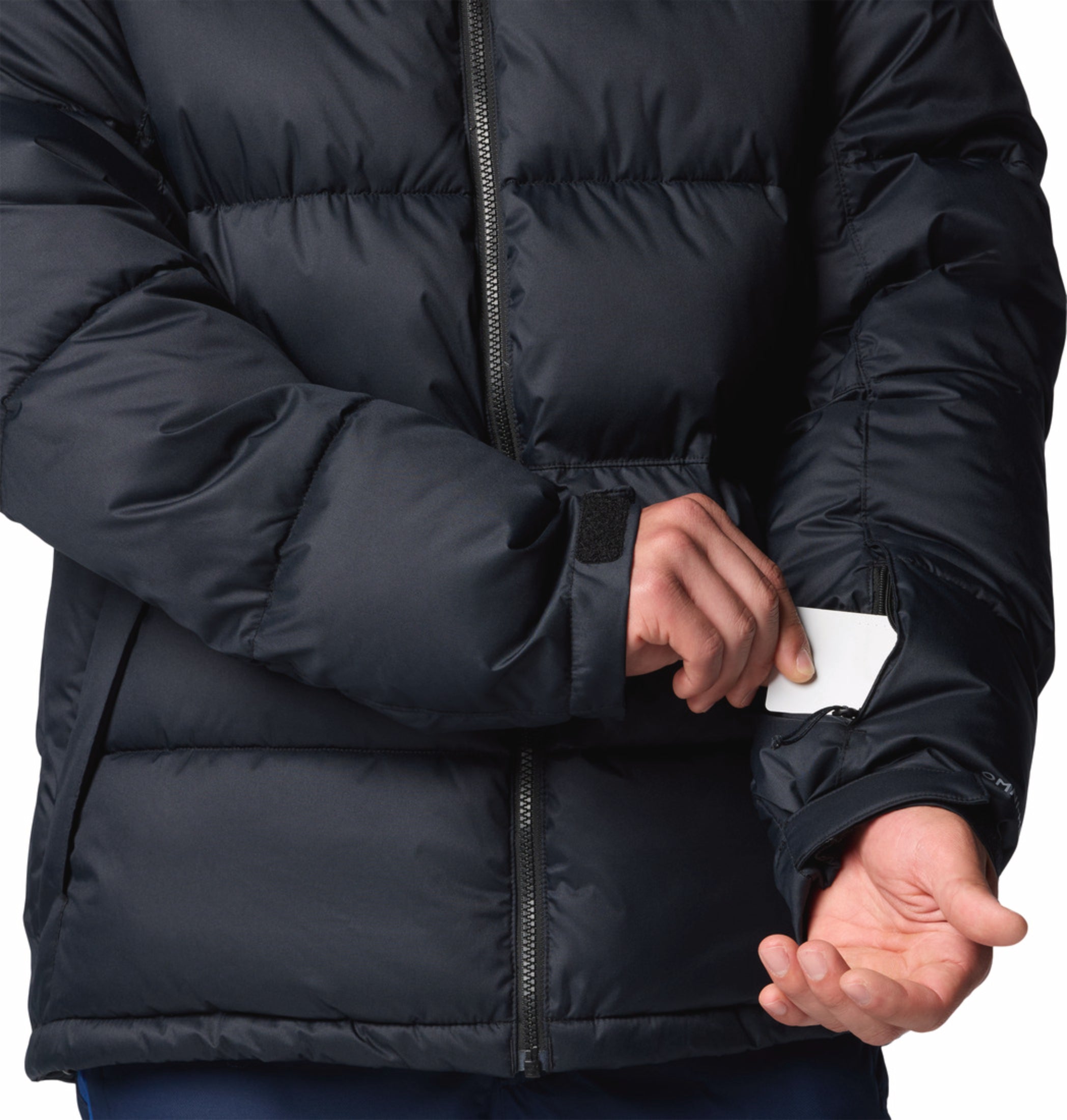 A Men Wearing Columbia Men Black Slope Style Jacket