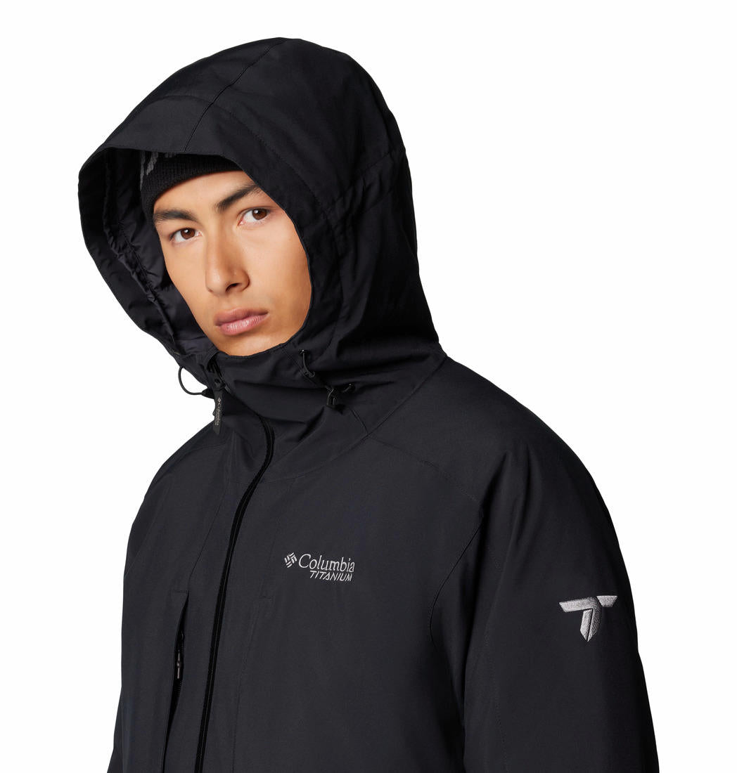 A Men Wearing Columbia Men Black Highland Summit II Jacket