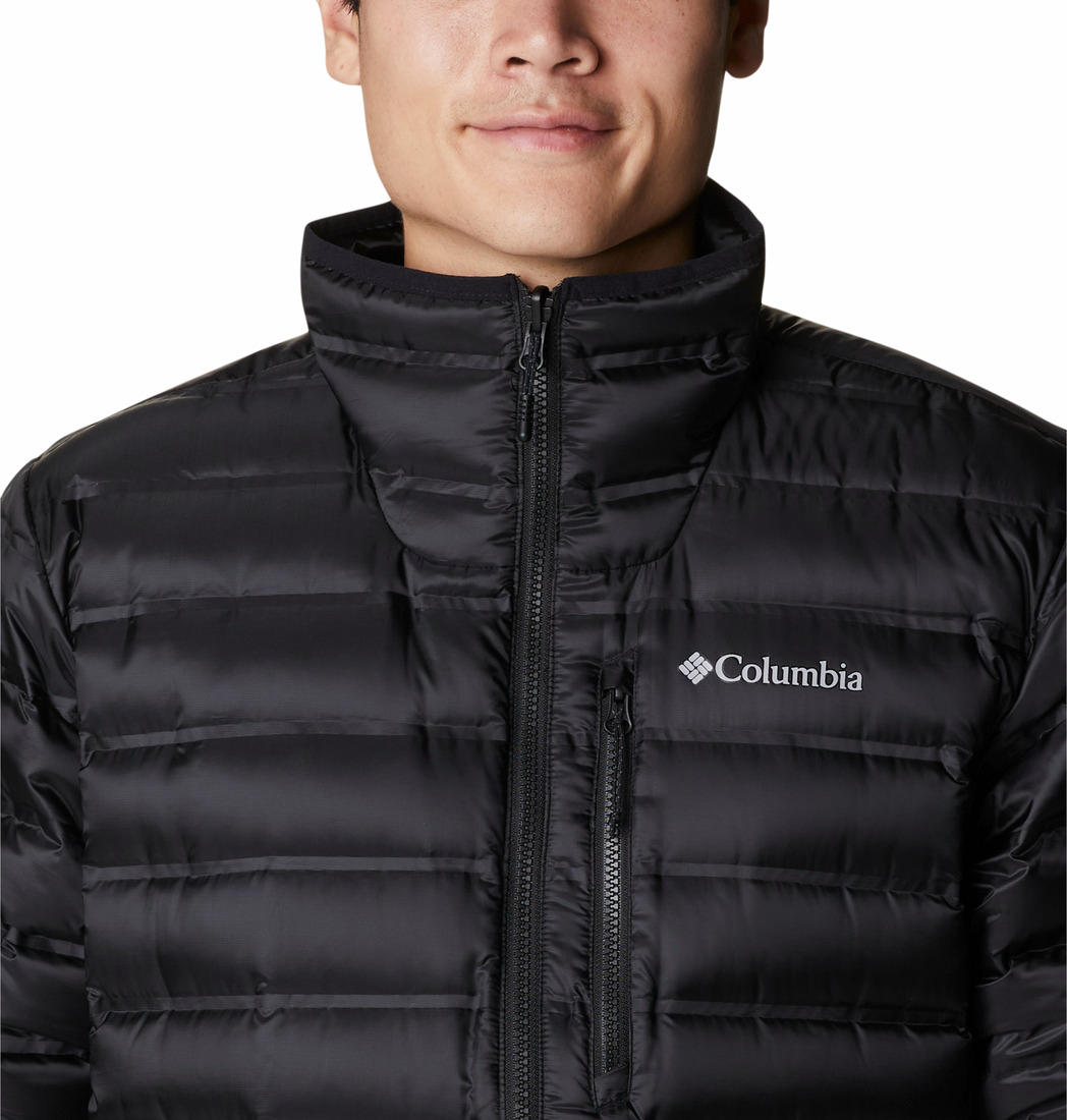 A Men Wearing Columbia Men Black Pebble Peak II Down Jacket