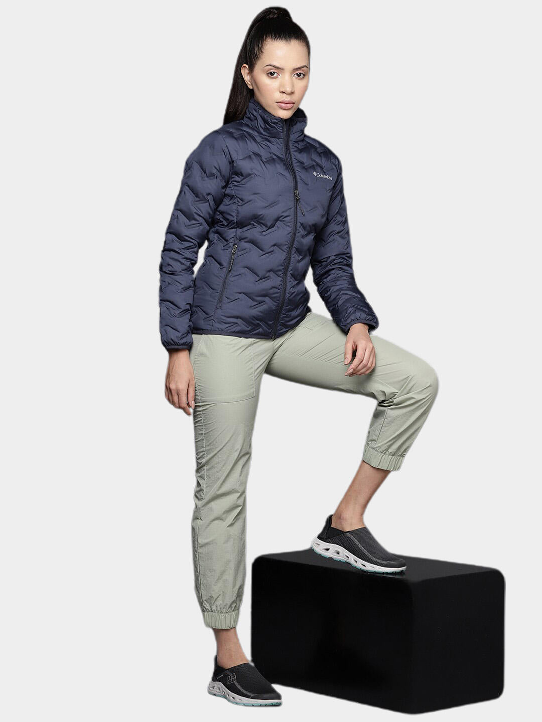 Columbia Women Navy Blue Delta Ridge Down Jacket