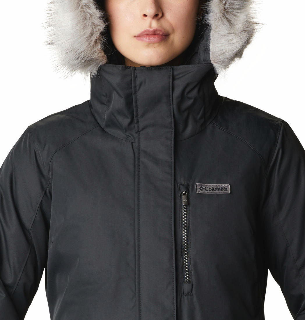 A Women Wearing Columbia Women Black Suttle Mountain Long Insulated Jacket