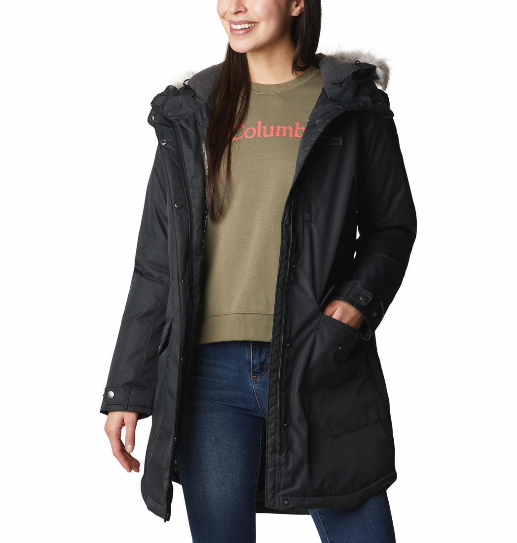 A Women Wearing Columbia Women Black Suttle Mountain Long Insulated Jacket