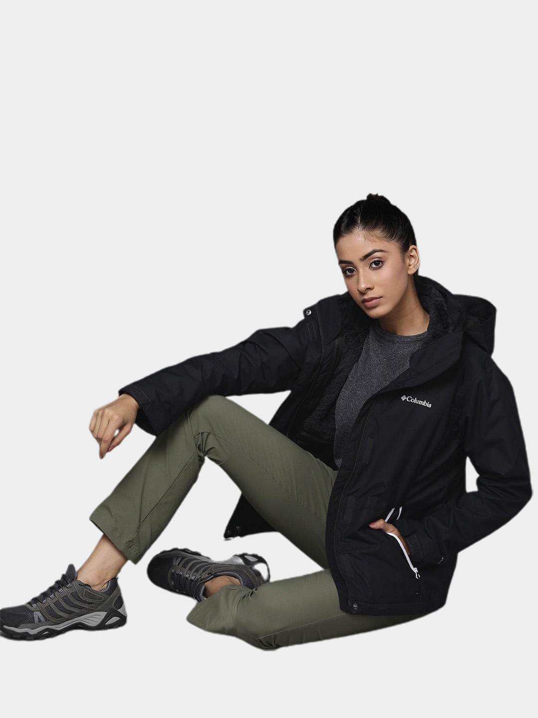 A Women Wearing Columbia Women Black Bugaboo II Fleece Interchange Jacket