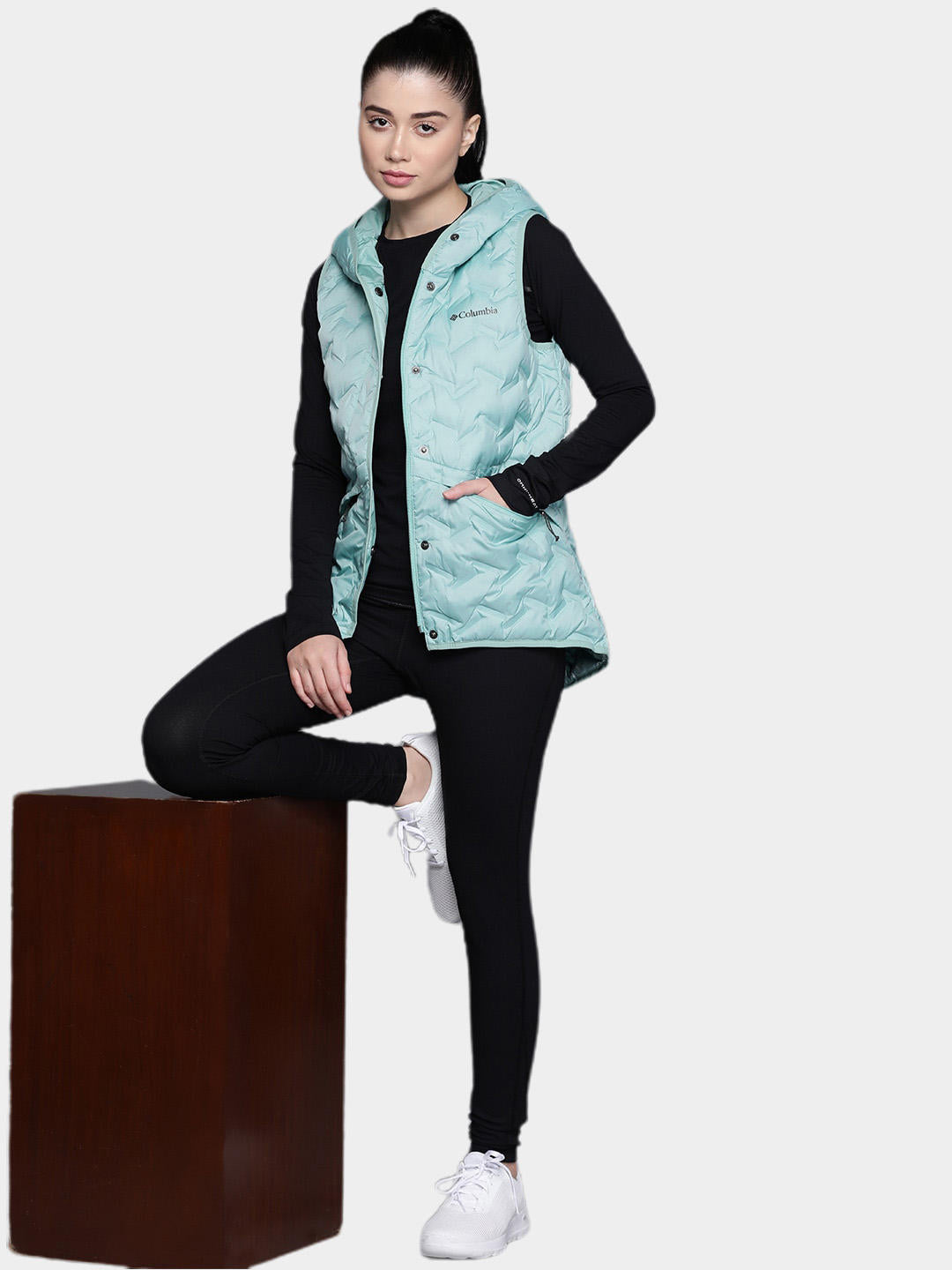 Columbia Women Blue Delta Ridge Hooded Vest