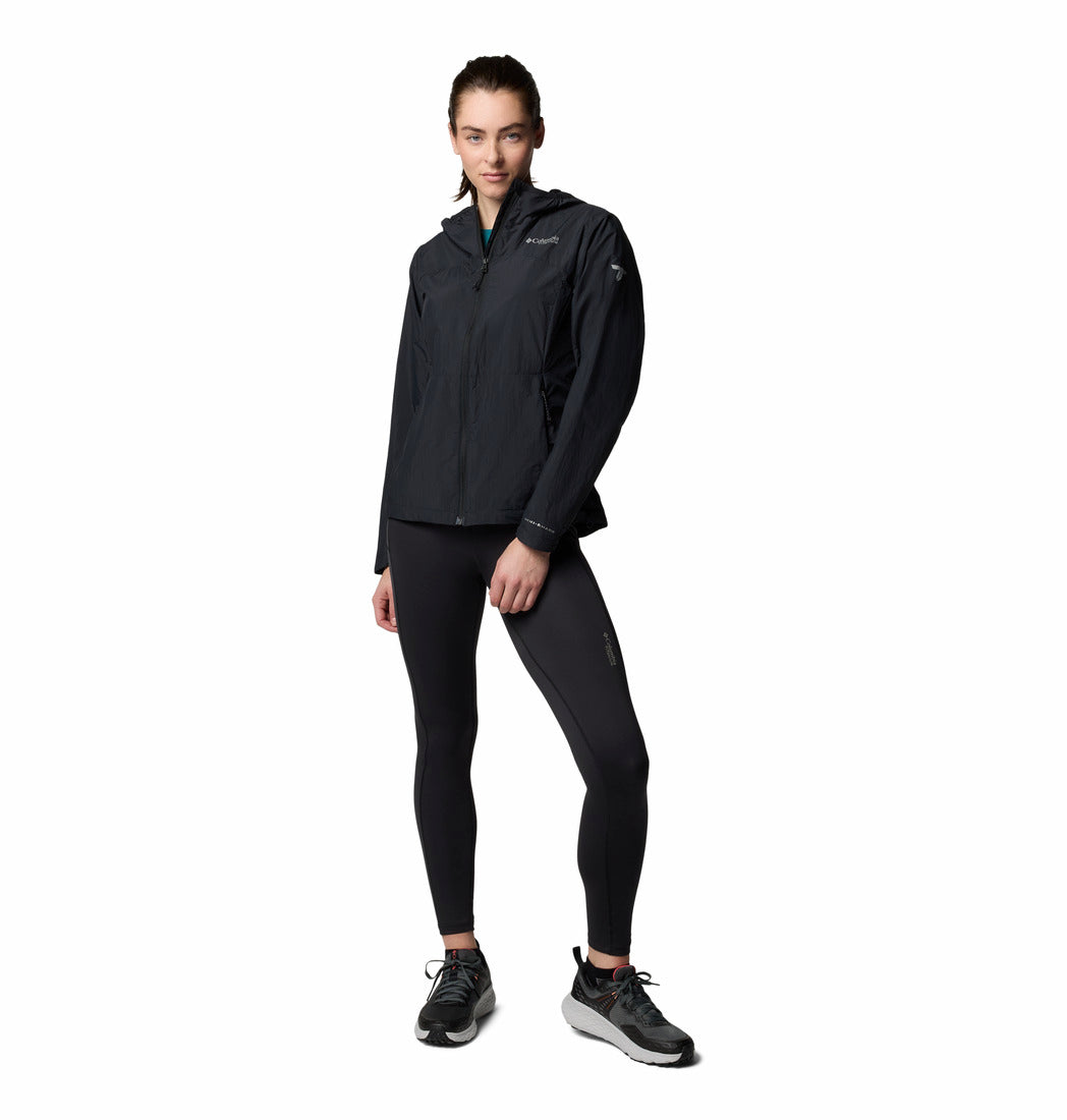 A Women Wearing Columbia Women Black Loop Trail III Windbreaker (Sun Protection)