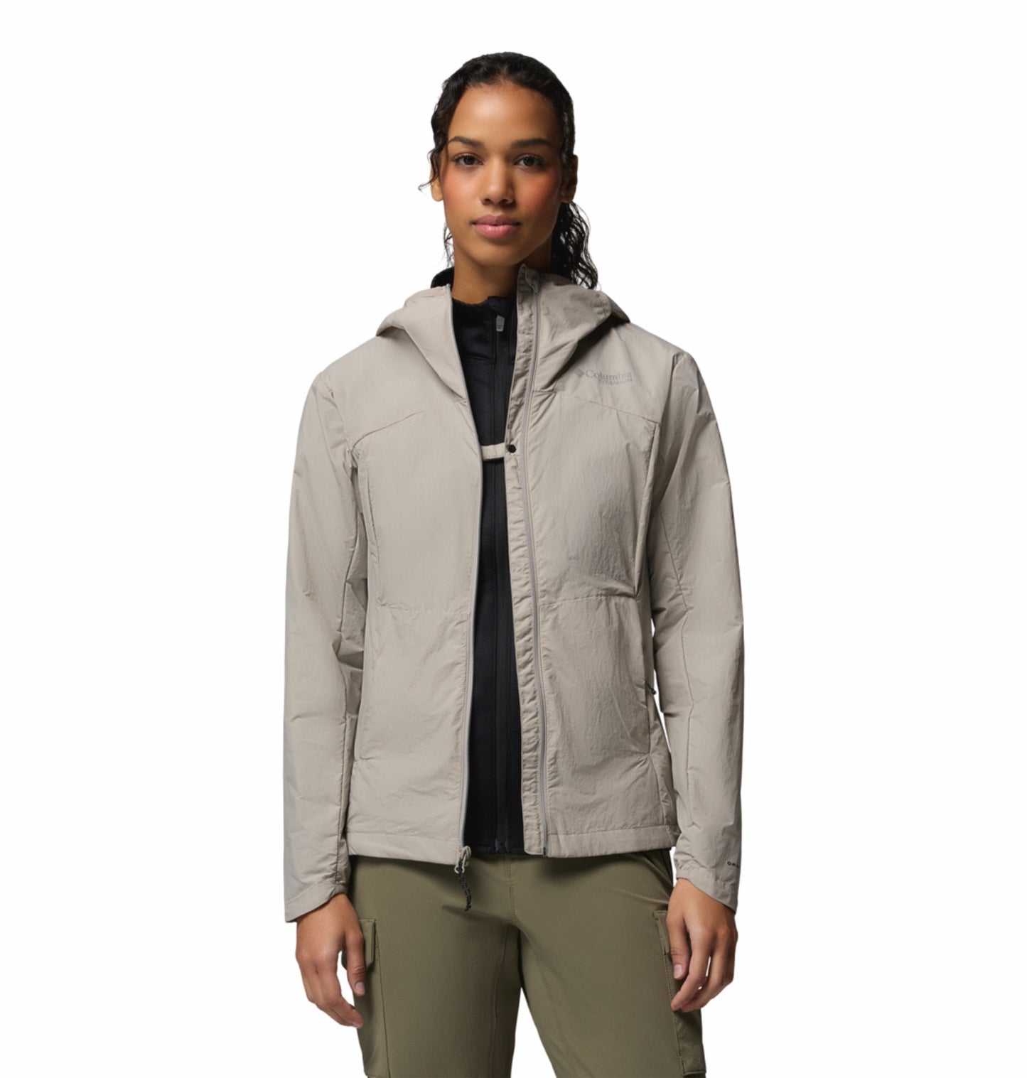 Columbia Women Light Grey Omni-Shade Loop Trail III Windbreaker