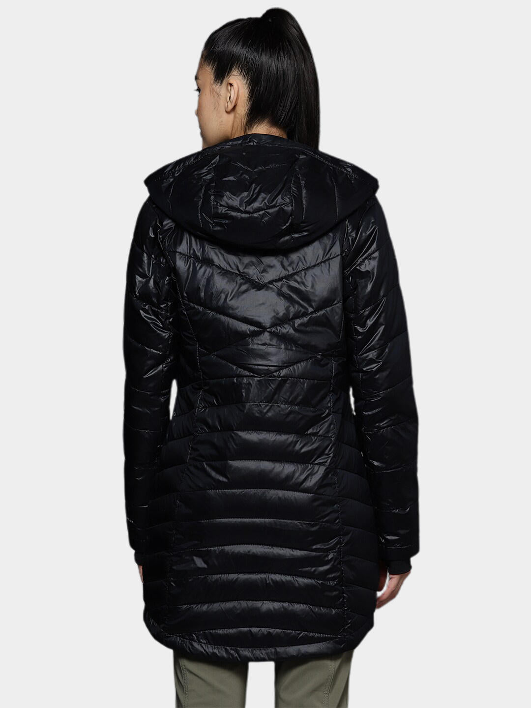 A Women Wearing Columbia Women Black Joy Peak Mid Jacket