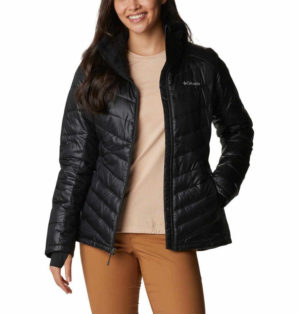 A Women Wearing Columbia Women Black Joy Peak Jacket