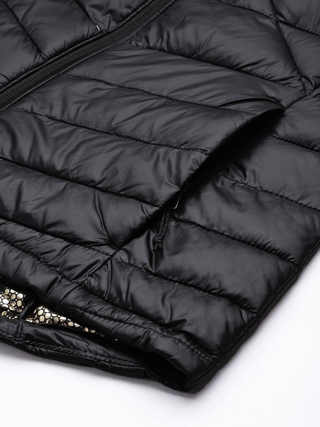 A Women Wearing Columbia Women Black Joy Peak Jacket