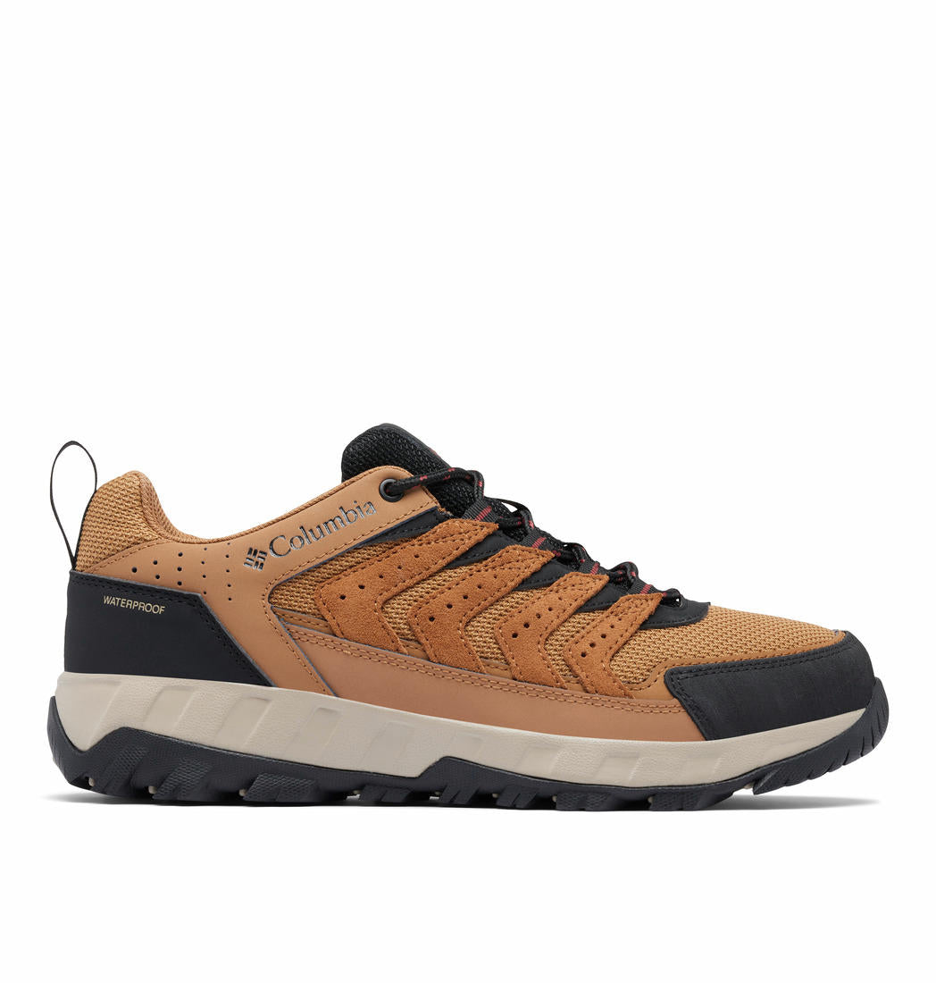 A Men Wearing Columbia Men Brown STRATA TRAIL LOW WP